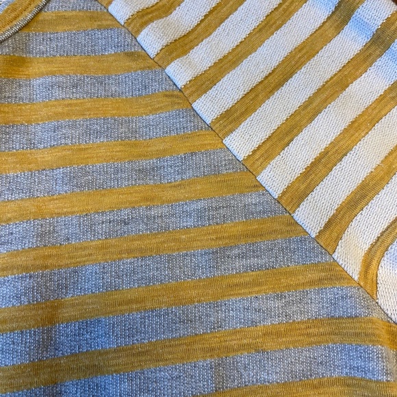 Lou and Grey top size Medium - Picture 3 of 5